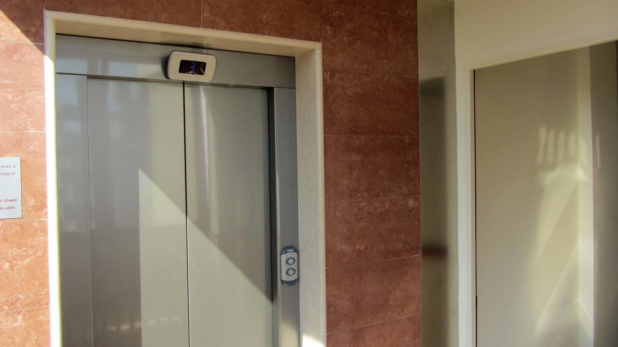 Hotel Fiorella Senigallia Zewnętrze zdjęcie